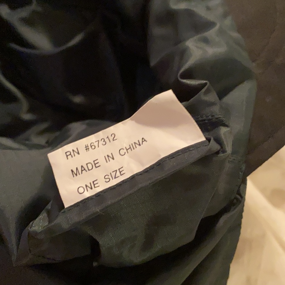 Reversible winter hat - Picture 4 of 4